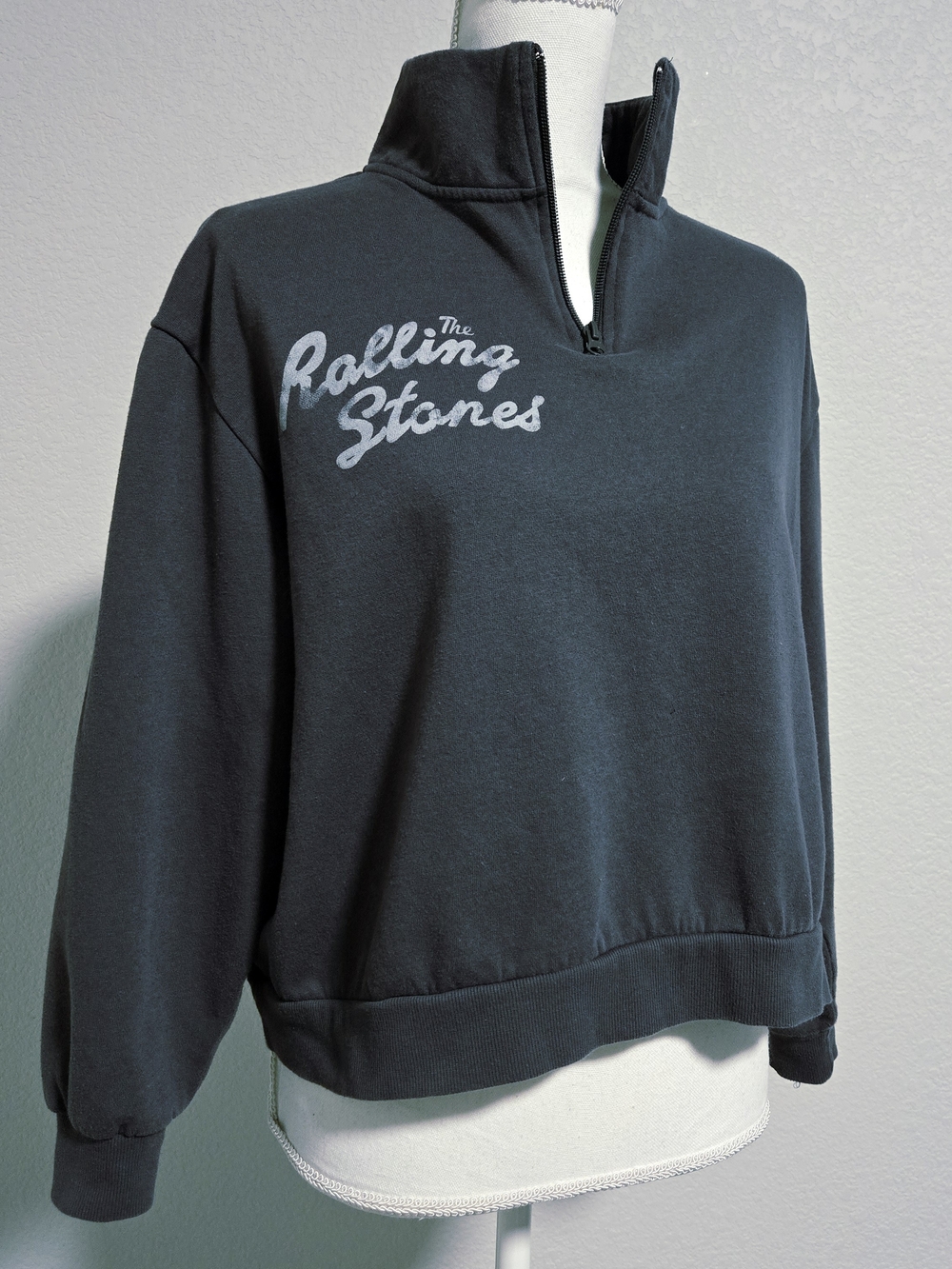 Retro The Rolling Stones Gray Quarter-Zip Pullover Women's L